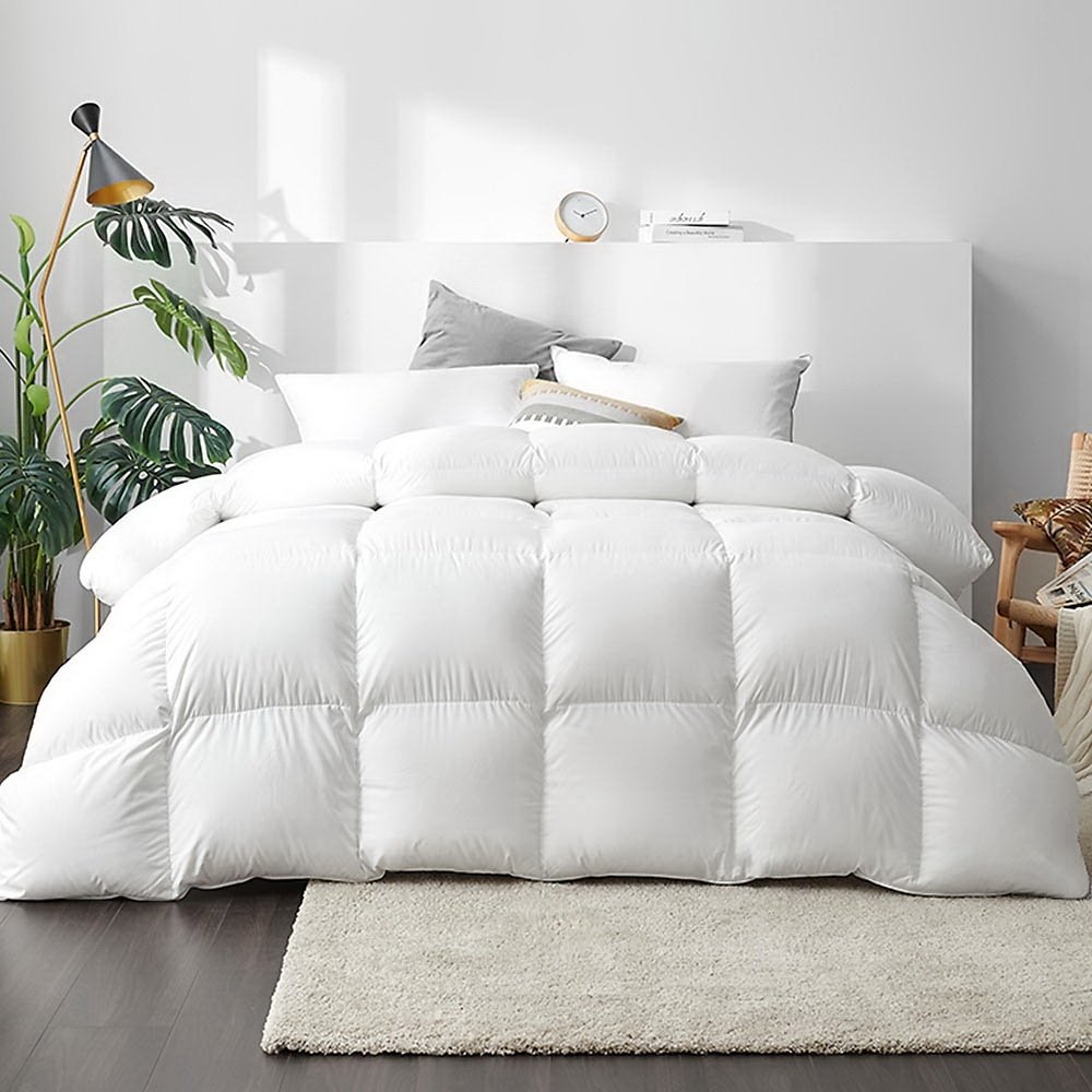 QUILT-DFD-700-SK-202502281410-00 Giselle Bedding 700GSM Duck Down Feather Quilt Super King - Image 1