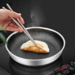 Tri-Ply 316 Frying Pan 32cm Double-Sided - Image 3