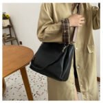 White Chic 2-Piece Tote Bag Set - Large Capacity Commuter Handbag with Wide Strap Crossbody Purse - Image 2