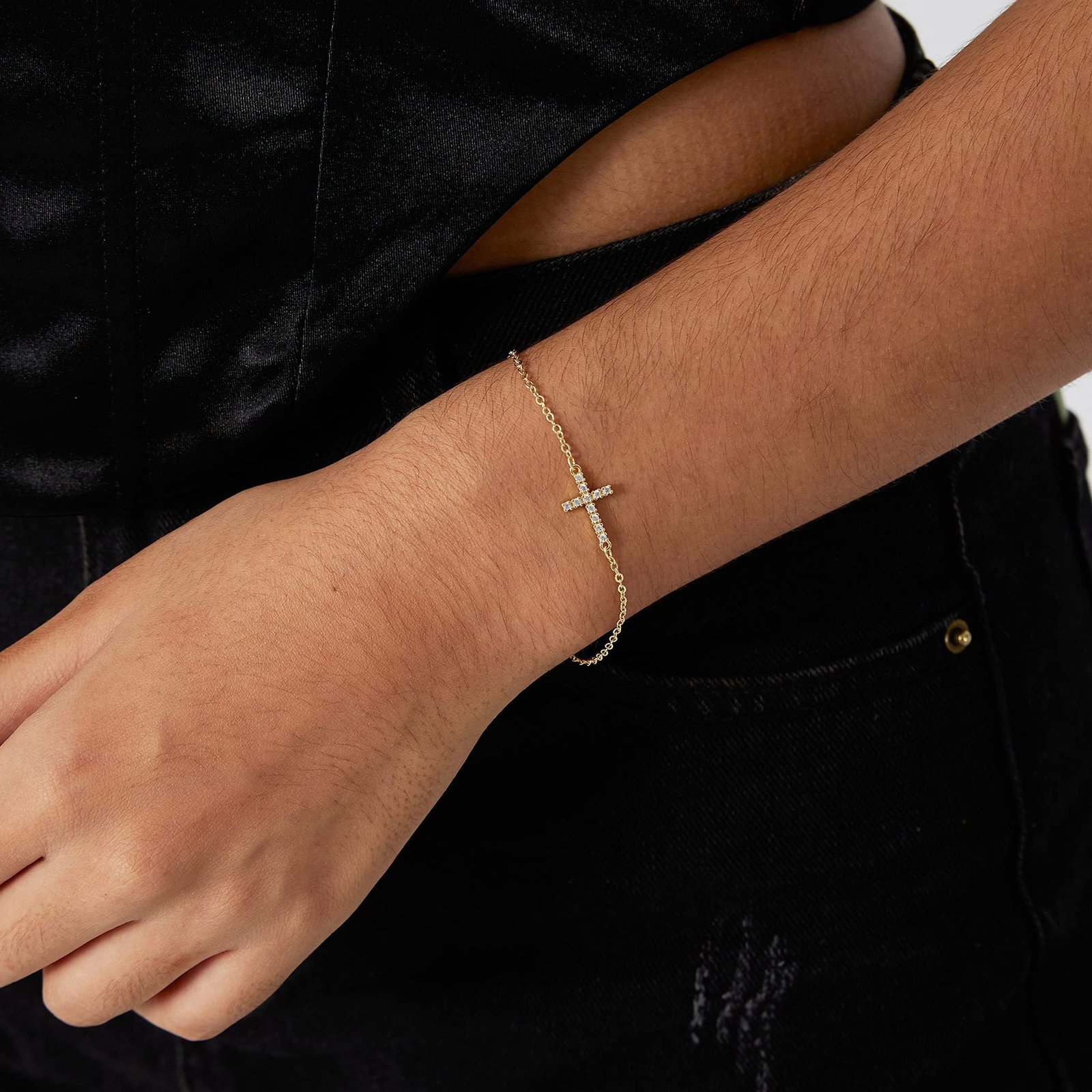 V888-ELOSUNG39899-202511211725-00 2-Pack Gold Plated Micro-Paved CZ Mini Cross Bracelet - Dainty Adjustable O-Chain Wrist Jewelry(16-21CM) - Image 1