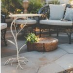 Riviera Leaf-Shape Birdfeeder w Roots 79cm - Image 2