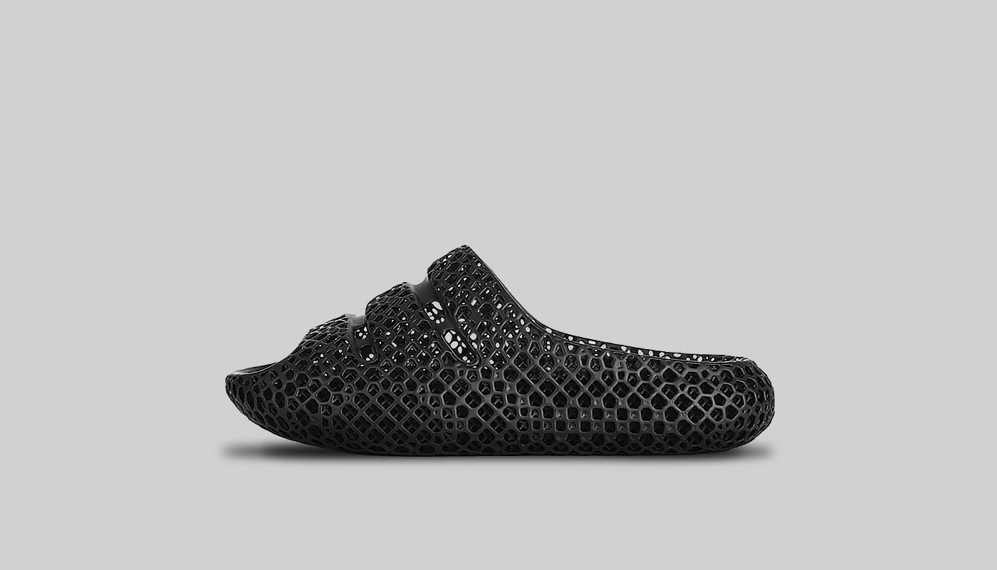 V1075-GH02AWB35-202511271535-00 Toast | GH2 - Wormhole Black, 35 - Image 1
