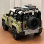 Technical Rover Defender Collector'S Building Blocks Set - Image 7