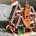 Santa Claus Gingerbread House Building Blocks - Image 3