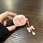 Black Mini [Beige Shell] + Pearl Bracelet AirPods Pro - Image 12