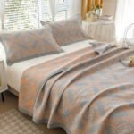 Grey and Green Cotton Three-Layer Gauze Bed Cover Set - Reversible Vintage Printed Blanket with Two Pillowcases for Year-Round Use(120*150cm) - Image 4