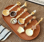 Cookies Scoop Creative Hand-Painted Ceramic Spoon - Cute Cartoon Bakery Series Long Handle Soup Spoon - High-Quality Underglaze Tableware for Desserts and Coffee - Image 2