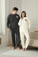 Light Purple Women's Warm & Cozy Semi-Flannel Couple's Pajamas - Knitted Digital Pattern, Soft Fleece Material, Pullover Style: The Ideal Choice for Loungewear in Autumn and Winter. - Image 4